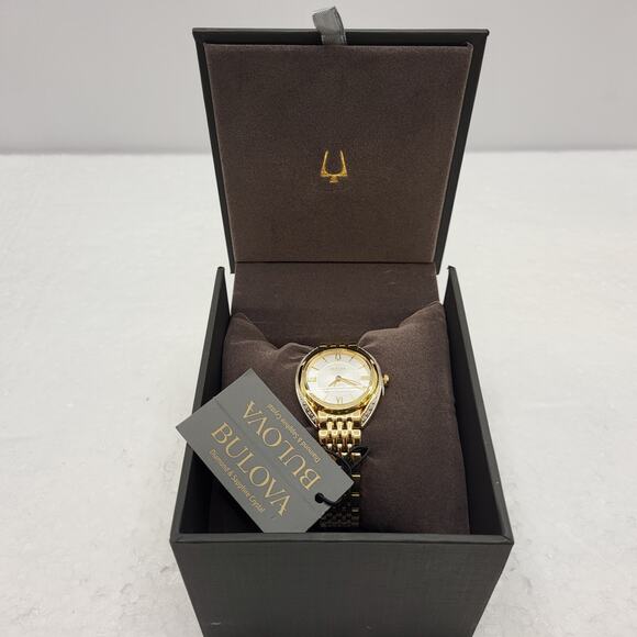 Bulova Classic Diamond Stainless Steel Quartz Ladies Watch main image 7